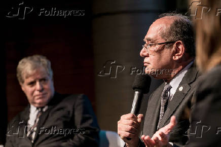 O ministro do STF Gilmar Mendes, e o advogado Lus Francisco Carvalho Filho 