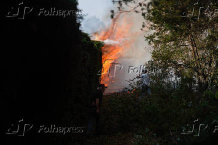 Incndio florestal atinge a regio da Serra da Mantiqueira