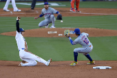 MLB: NLCS-New York Mets at Los Angeles Dodgers