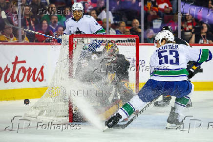 NHL: Vancouver Canucks at Calgary Flames