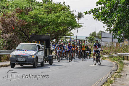 Ciclistas realizam ato pacifico nas ruas de Olinda e Paulista