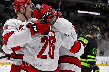 NHL: Carolina Hurricanes at Dallas Stars