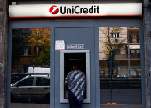 FILE PHOTO: The UniCredit bank in Rome