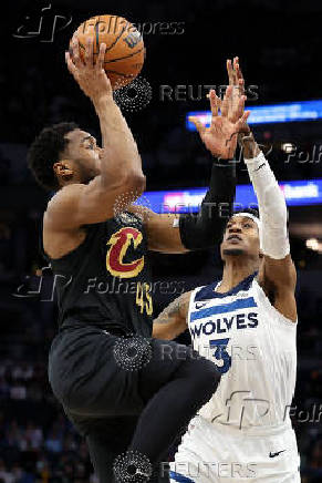 NBA: Cleveland Cavaliers at Minnesota Timberwolves