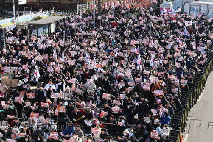 Rally in support of President Yoon