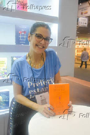 Segundo dia de Bienal do Livro de SP