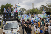 O prefeito e candidato Ricardo Nunes (MDB), faz carreata em SP