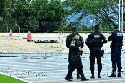 Suspected bomber dead after trying to enter Brazil's top court