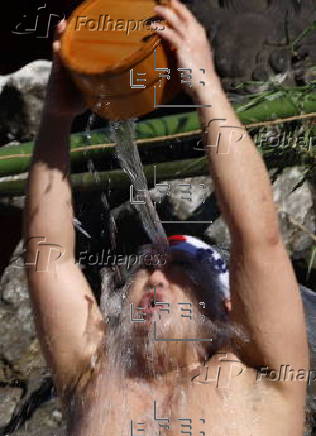 Ice bath purification ceremony at Kanda Myojin Shrine