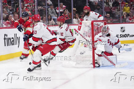 NHL: Carolina Hurricanes at Florida Panthers