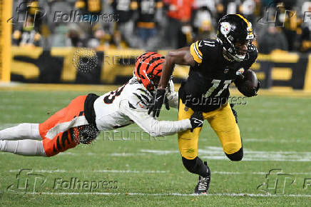 NFL: Cincinnati Bengals at Pittsburgh Steelers