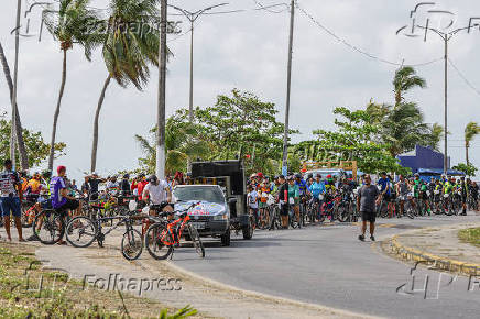 Ciclistas realizam ato pacifico nas ruas de Olinda e Paulista