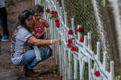 Familiares participam de homenagem as vtimas da tragdia da Vale em Brumadinho