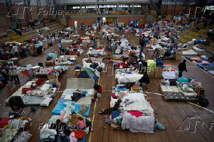 Abrigo para pessoas atingidas pelas enchentes em So Leopoldo