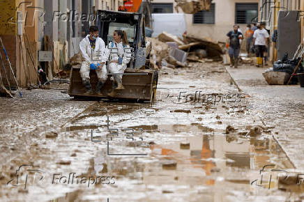 Valencia afronta el fin de semana con el reto de avanzar en la recuperacin de la zona cero de la dana