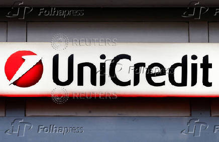 FILE PHOTO: The UniCredit bank in Rome