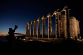 Greece showcases ancient temple of Poseidon in Cape Sounion with new lighting