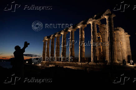 Greece showcases ancient temple of Poseidon in Cape Sounion with new lighting