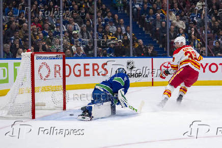 NHL: Calgary Flames at Vancouver Canucks