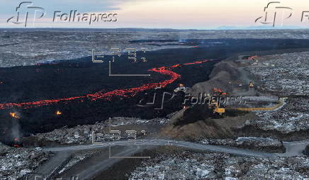 Volcano eruption near Grindavik