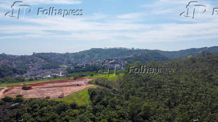 Aterro de tratamento de resduos na regio leste de SP