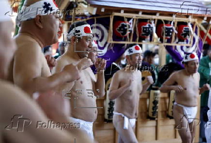 Ice bath purification ceremony at Kanda Myojin Shrine