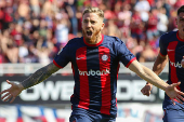 El futbolista espaol ker Muniain anota su primer gol con San Lorenzo