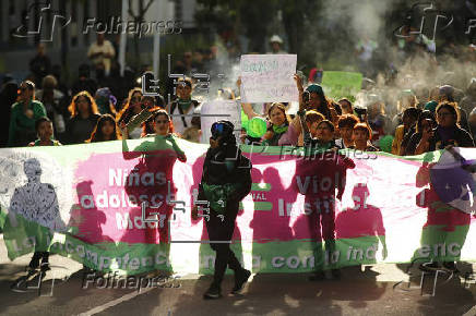 Feministas mexicanas protestan por despenalizacin total del aborto en el pas