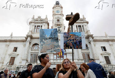 Protest against management of emergency response to the deadly floods in Valencia