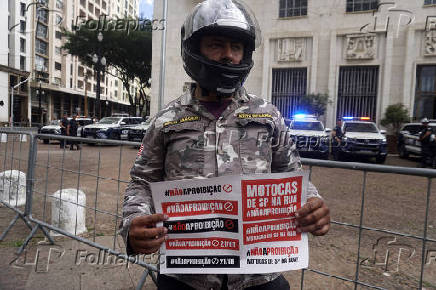 Protesto de mototaxistas em So Paulo (SP)