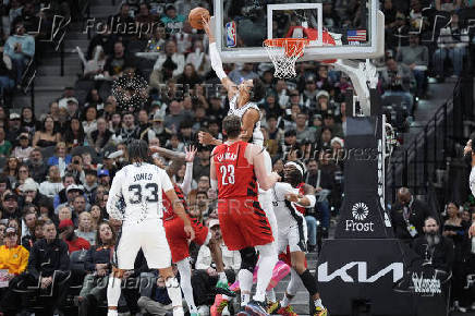 NBA: Portland Trail Blazers at San Antonio Spurs