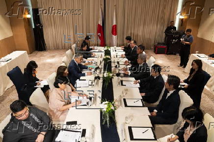 Japan Foreign Minister meets Philippine counterpart in Manila