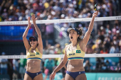 Carol e Barbara do Brasil em partida vlida pelos jogos olmpicos de Paris 2024