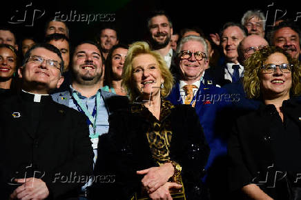 Cristo ganha iluminao especial para receber princesa Astrid