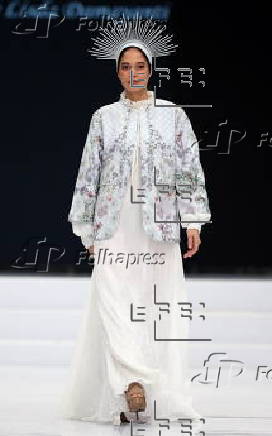 Lisda Damayanti - Runway - Indonesia Fashion Week 2024