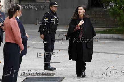 La reina doa Letizia preside el acto de entrega de la XIV edicin de los Premios Luis Carandell de periodismo parlamentario.