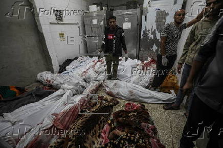 Several Palestinians killed in Israeli airstrike in central Gaza