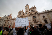 Protest against management of emergency response to the deadly floods in Valencia