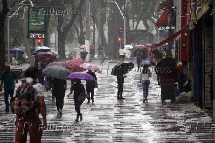 Chuva na regio central de So Paulo