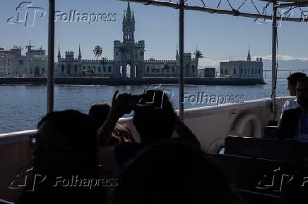 O palacete da Ilha Fiscal, na baa de Guanabara, que hoje pertence  Marinha