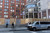 Universidade de Nova York fechou a entrada da para evitar protestos