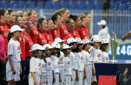 Women's Cricket T20 World Cup - Bangladesh v England