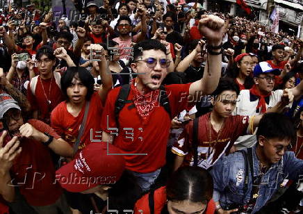 Protesters mark the 161th birth anniversary of hero Andres Bonifacio