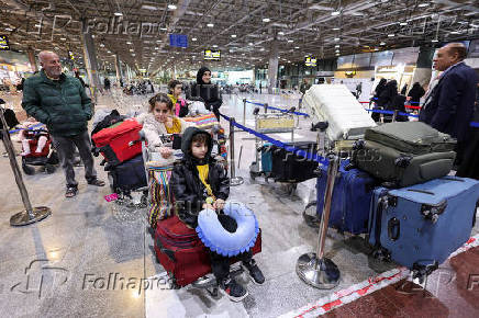 Displaced Lebanese, who had fled to Iraq, prepare to head back home after a ceasefire between Israel and Hezbollah took effect, in Najaf