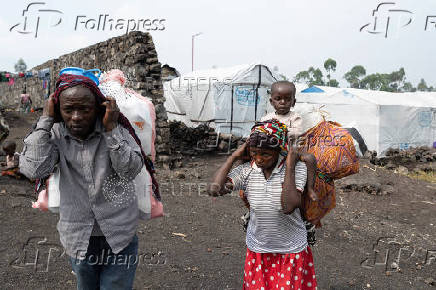 Congo rebels seize eastern town on critical supply route