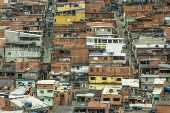 Favela verticalizada em Perus, na zona norte de So Paulo