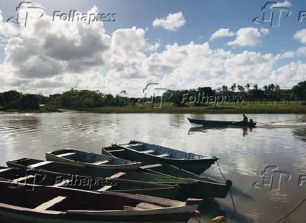 Canoas no rio Jequitinhonha