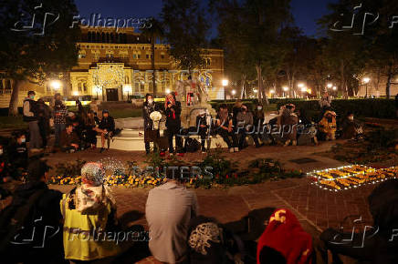 People protest in support of Palestinians in Gaza at the University of Southern California (USC) in Los Angeles