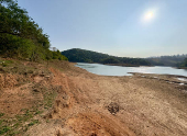 Nvel baixo da Represa de Paraibuna SP