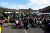 FILE PHOTO: French and Spanish farmers join forces to block border at Biriatou